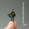 Миниатюрная фигурка 1/64, раскрашенный персонаж, крошечные люди, кукла из смолы для настольного украшения, DIY