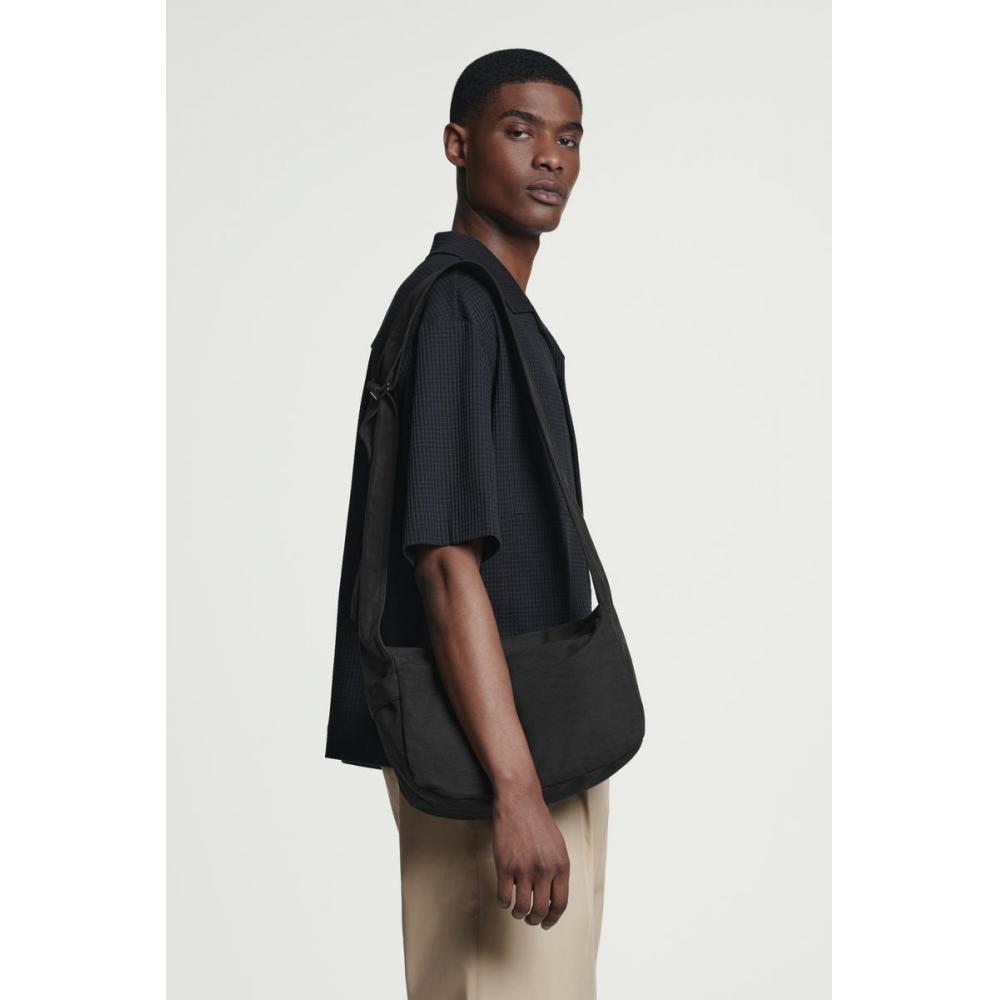 COS Япония Мини сумка кроссбоди   Нейлон