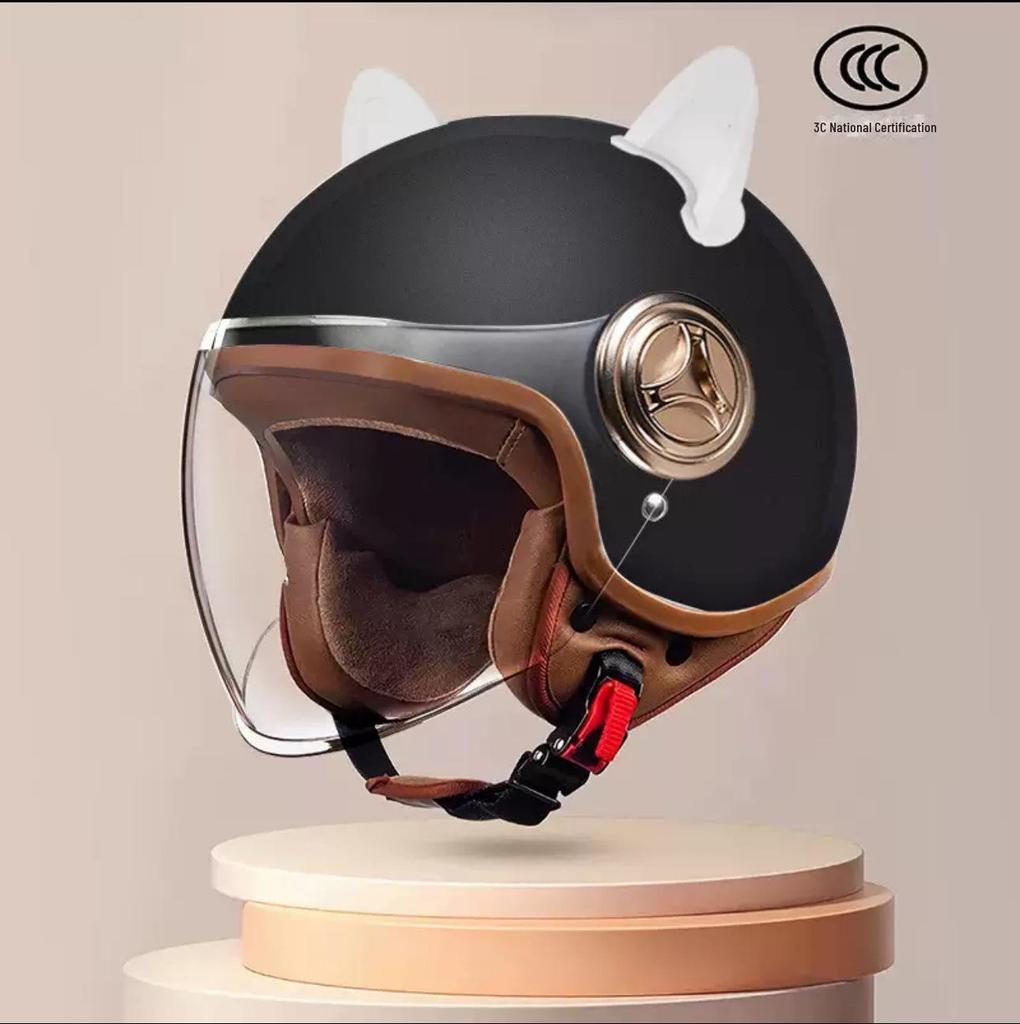 "Universal Retro Gray Motorcycle Helmet, 3C Certified for All Seasons"