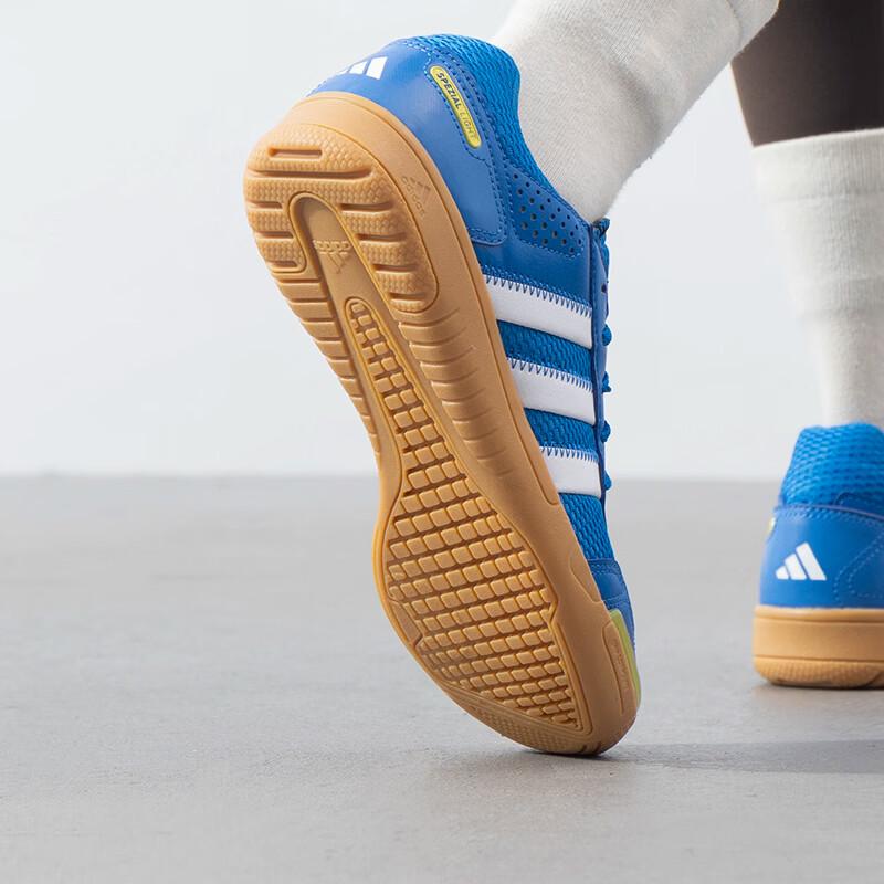 adidas Унисекс Повседневная обувь для тренировок в помещении G64338