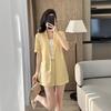 Chic Ma'buda Usulidagi Ayollar Yozgi Kostyumi: Qisqa Yengli Blazer va Shortlar Ikki Qismli Kostyumi