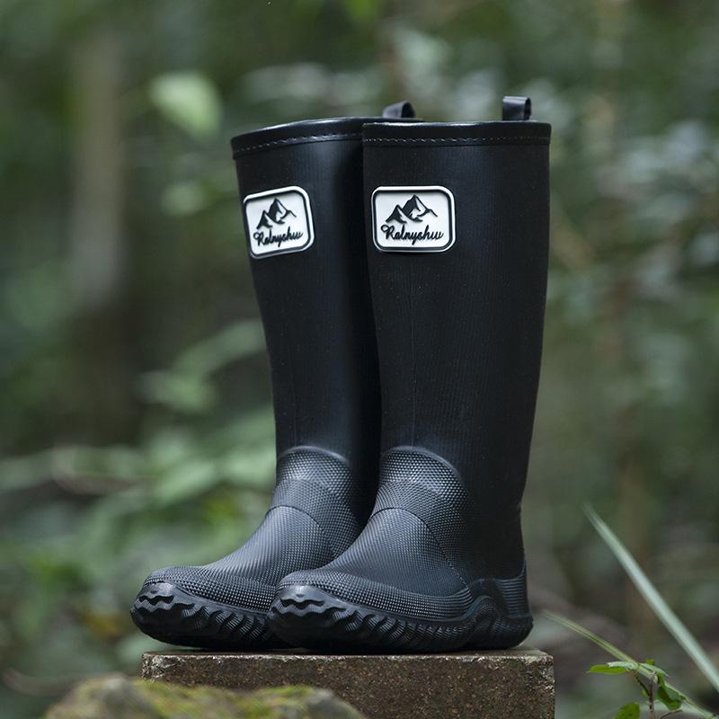 Men's and Women's Fashion Rain Boots Japanese Rain Shoes Waterproof Hiking Shoes Wear-resistant High Rain Boots Men's