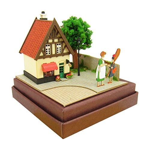 Sankei Миниатюрная модель из бумаги Studio Ghibli Служба доставки Кики Осоно и Кики MP07-07 Многоцветная