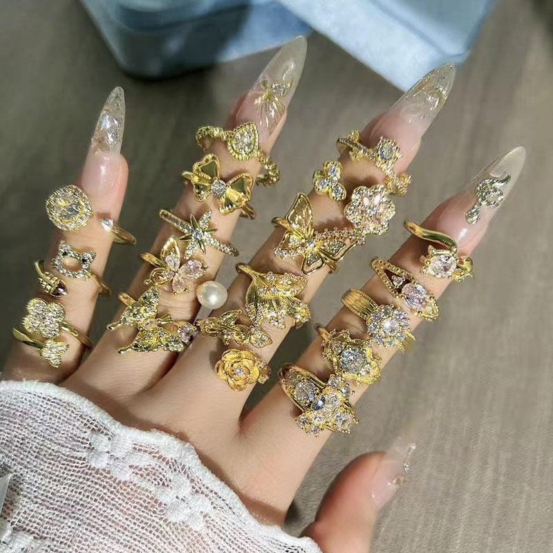2026 Old Money Wind Exquisite Micro-inlaid Zircon Butterfly Flower Opening Ring Women's Light Luxury Geometric Stacking Wearing Versatile Niche Ring