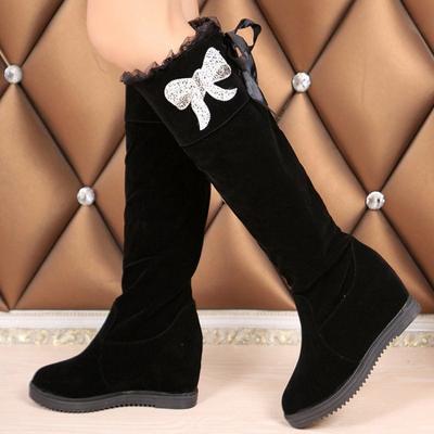 Модные длинные женские сапоги Kawaii Footwear Туфли для женщин зимние до колена с высоким голенищем черные на танкетке симпатичные модные 2024 демисезонные Gyaru