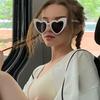 Ladies Sexy Eye Love Heart Sunglasses Retro Big Frame Personality Sunglasses
