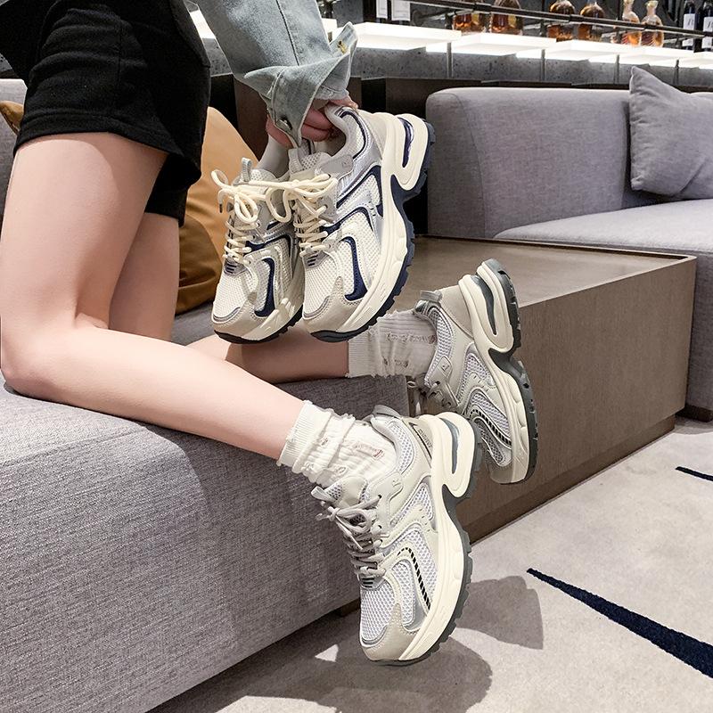 Повседневные туфли на толстой подошве для папы, женские, новинка весны 2025 года, ретро, легкие спортивные туфли