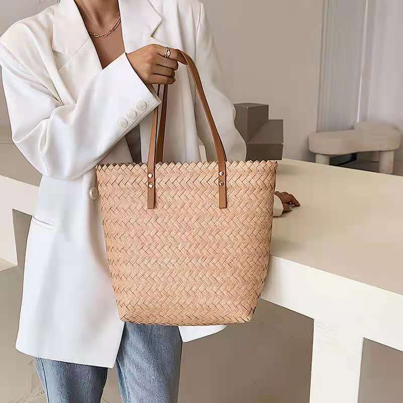 Yogodlns Summer Woven Straw Tote Bag Casual Large Capacity Rattan Beach Bag Holiday Handmade Shoulder Bag Travel Shopper Bag
