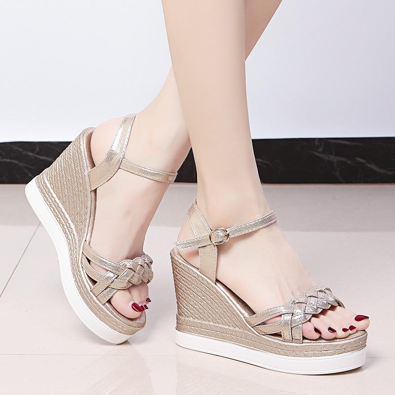 Fashion Wedge Heel Women Sandals 2025 New Summer High Heel Platform Word with Rhinestone Roman Shoes