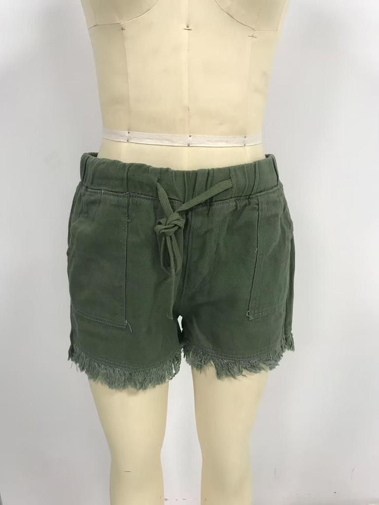 Женские джинсовые шорты с эластичной талией и кисточками