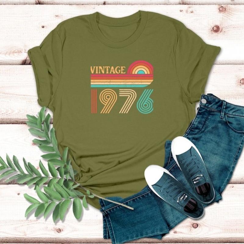 Sunset Vintage Graphic Retro Street Fashion TShirt Classic Design Birthday Keepsake Unisex Crewneck casual style Tee