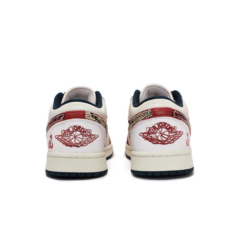 Jordan Air Jordan 1 811 Manufacturing, Embracing The New, Special Shoe Box Abrasion Resistant Slip Resistant Low top HM3711-144(Team80-S-BOX)