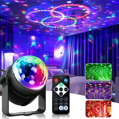 7 цветов ABS Crystal Magic Ball Light Звуковая активация Светодиодная сценическая лампа с дистанционным управлением Стробоскопическая лампа для семейных вечеринок и праздничных торжеств