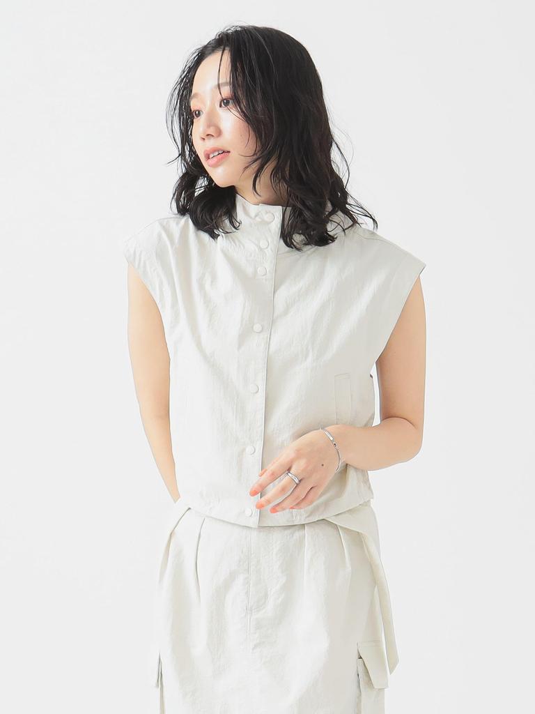 В:Женское худи без рукавов с водоотталкивающей пропиткой MING LIFE STORE от BEAMS (С-М) СЛОНОВАЯ КОСТЬ M