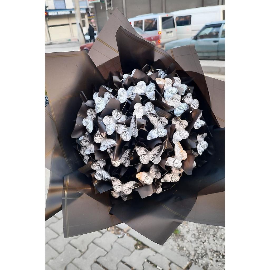 Большой букет бабочек со светодиодными лампочками в подарок