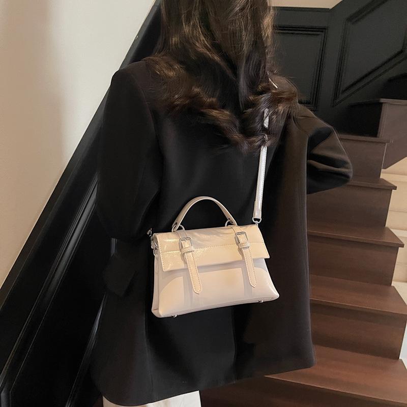 Новая маленькая сумка женская весенне-летняя модная однотонная на плечо сумка-мессенджер женская повседневная портативная маленькая квадратная сумка