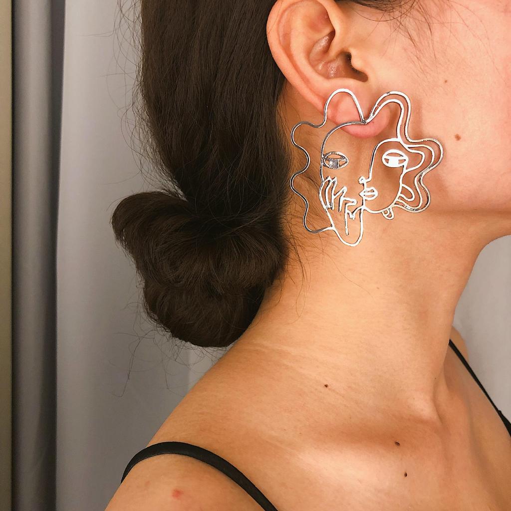 Трендовые европейские и американские серьги с 3D-макияжем для лица: Полый, преувеличенный дизайн для женщин