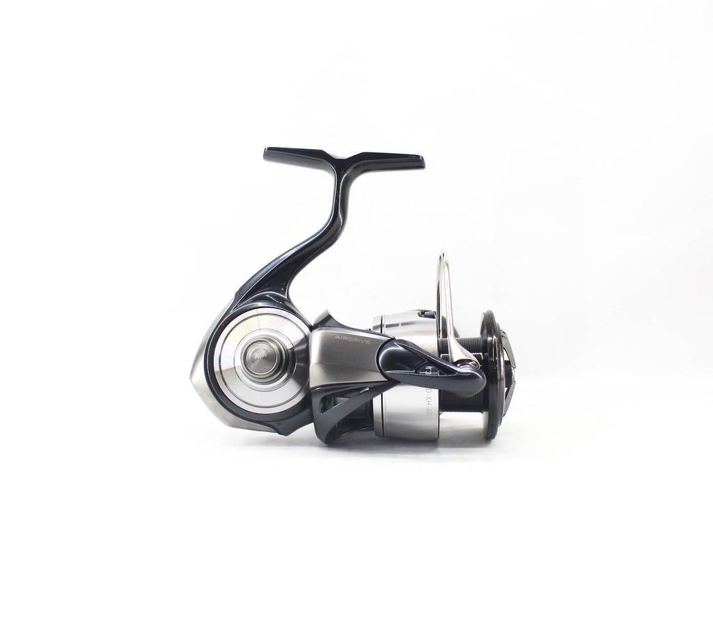 Daiwa Катушка спиннинговая 24 Certate-G LT 3000D-XH-ARK (9512)