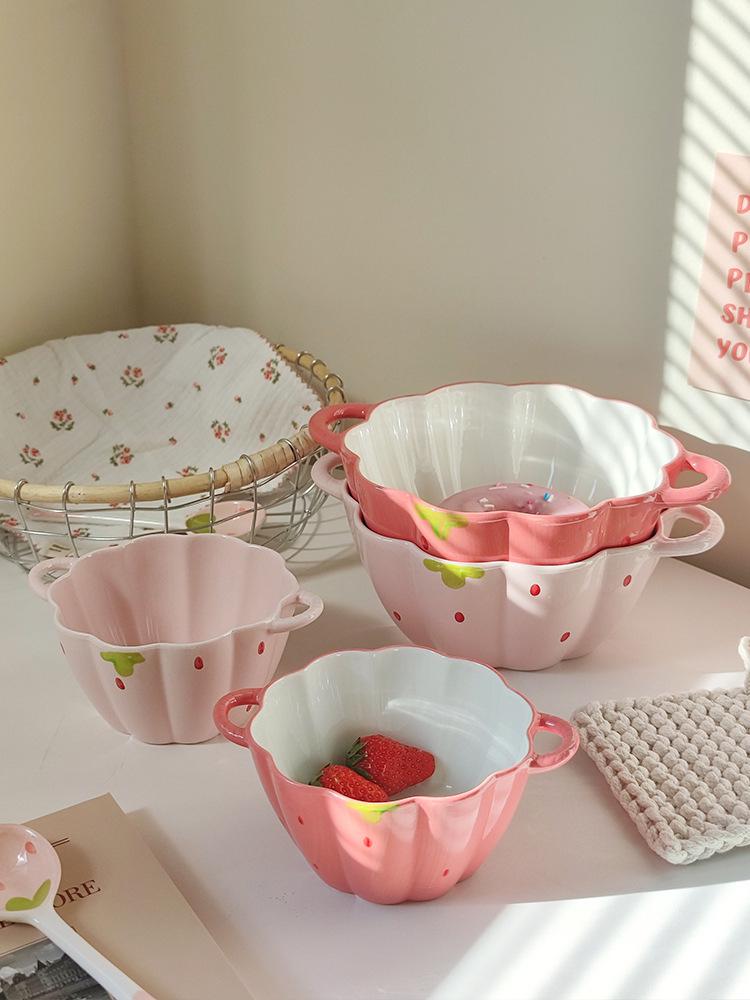 Очаровательная керамическая миска с двойными ручками в форме ягодного лепестка для фруктов, салата или лапши - Защита от ожогов.