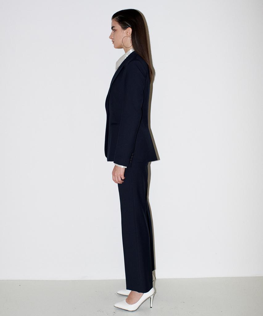 Chaenyuyog Sassy Straight Trousers [Navy]