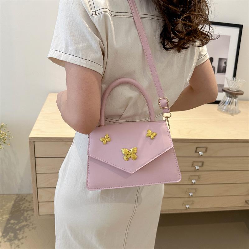 Модная маленькая квадратная женская сумка с фурнитурой-бантом, лето 2024, новая, повседневная, в иностранном стиле, нежная, портативная, на плечо, мессенджер