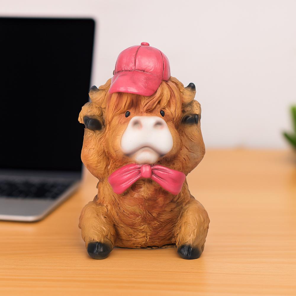 Resin Cartoon Cow Ornament Handmad Animal Action Figure Highland Cow Decor  Desktop Decorative