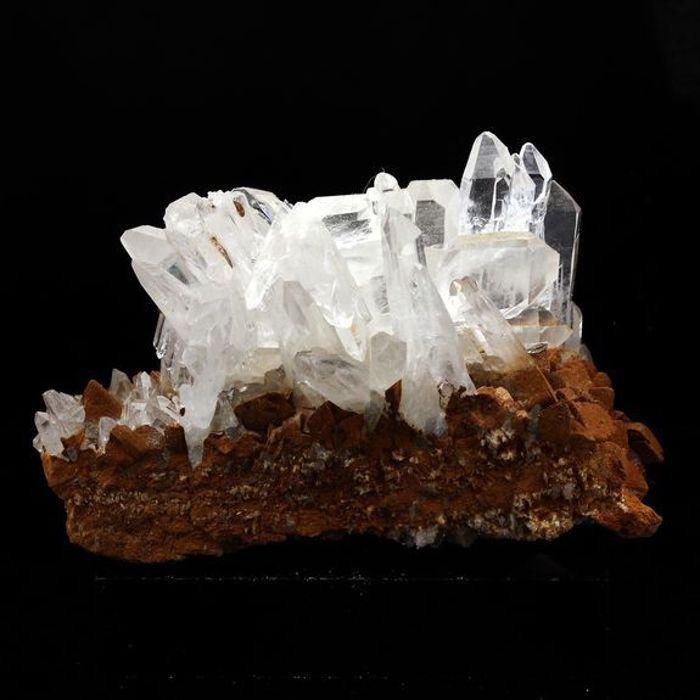 Pierres et Minéraux. Quartz + Siderite. 384.0 ct. Col du Barioz, Isère, France..