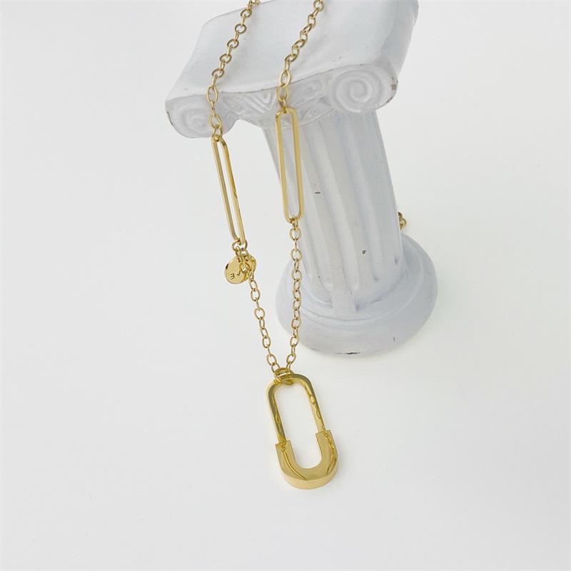 Полое прямоугольное ожерелье-скрепка, длинное, для женщин - Элегантная европейская и американская мода, устойчивое к выцветанию, в стиле цепочки для свитера.