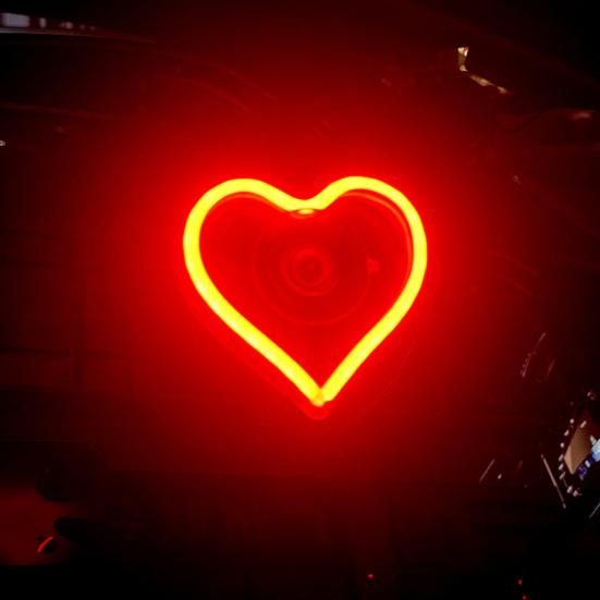 Светодиодный неоновый светильник в форме сердца, режимы вспышки, суперяркий, простая установка, светодиод