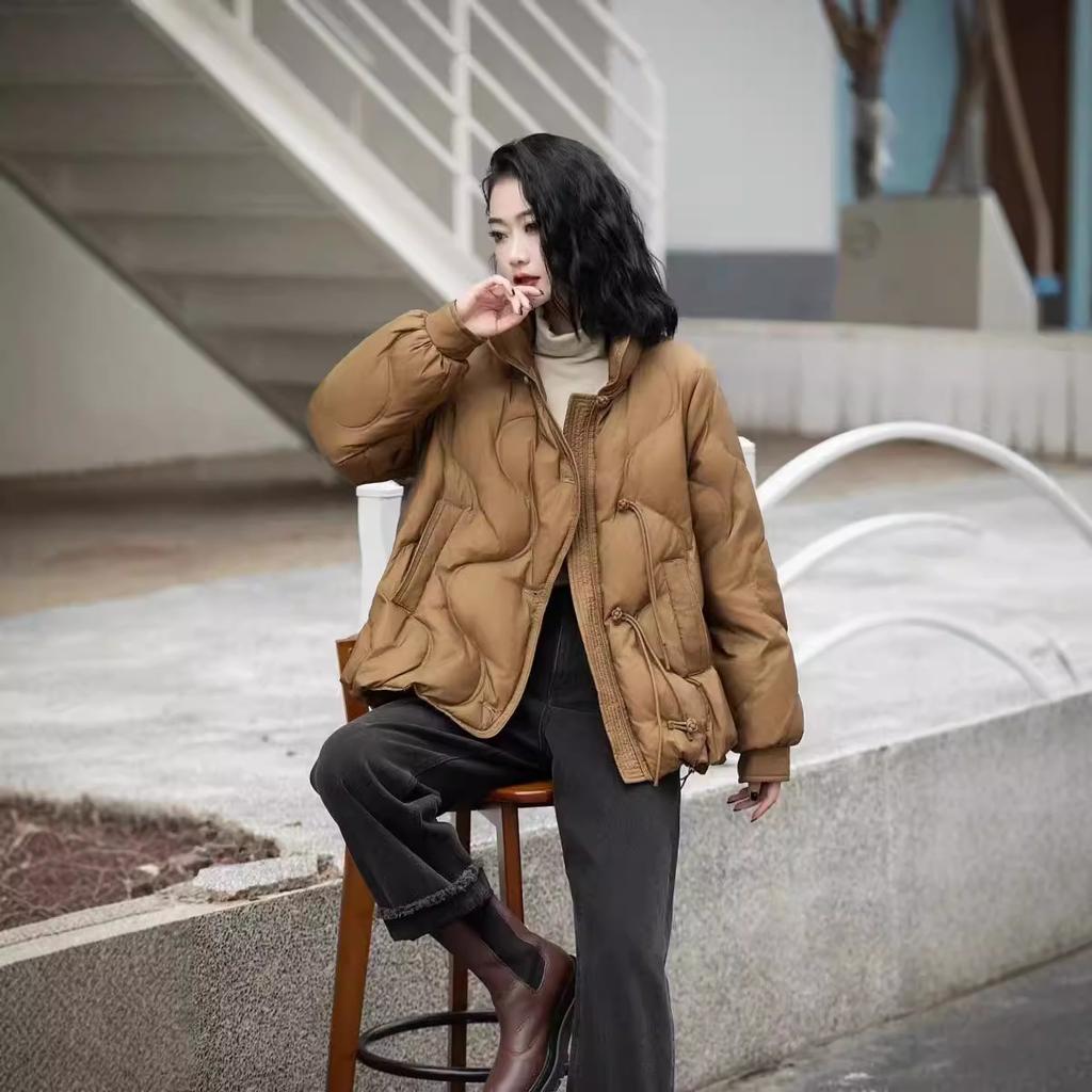 Пуховик женский зимний новый литературный и ретро простой воротник-стойка китайская пряжка кисточка универсальный теплый пуховик