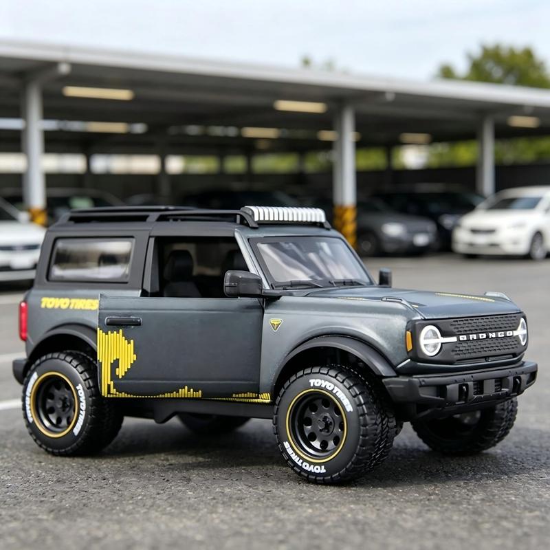cisvlo1 Maisto 1:24 simulation Ford Mustang Bronco alloy car model doors can be opened static decoration gifts desktop ornaments