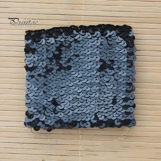 1 Pair Women Girls Shiny Sequins Bracelets Stretchy Sparkling Bracelet Cuffs Cosplay Dance Party Props