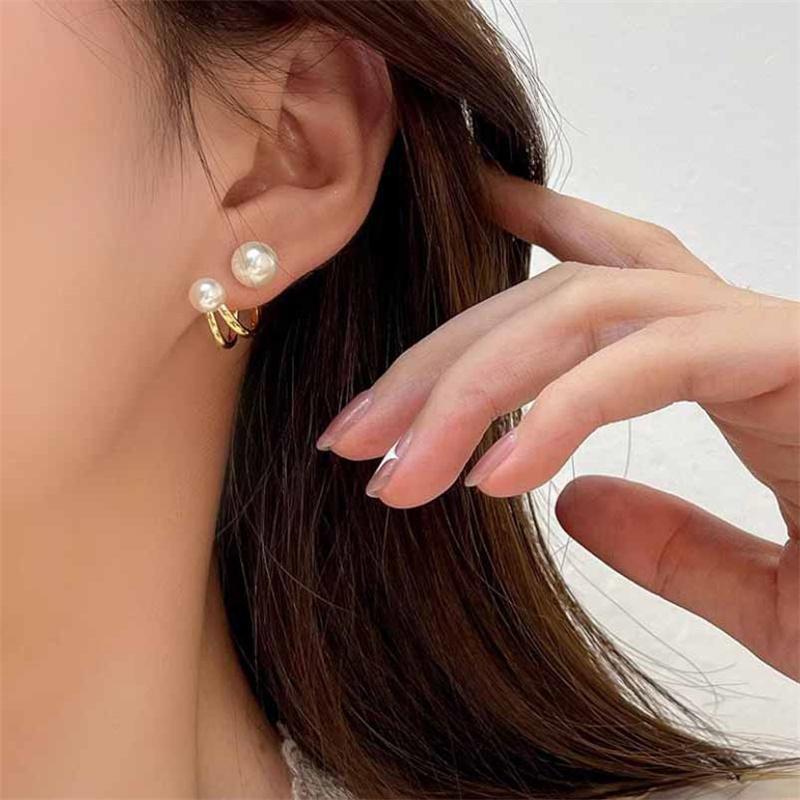 Women Light Luxury Minimalist Geometric Pearl Earrings Elegant 3D Stud Earrings Accessories Gift
