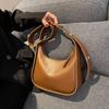 New Autumn and Winter Women's Bag Fashion Retro Style Saddle Bag Shoulder Bag Crossbody Women's Bag