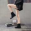 Осенью и зимой новые корейские версии модных коротких ботинок с круглым носком и ремешком на плоской подошве, модные повседневные женские ботинки Martin