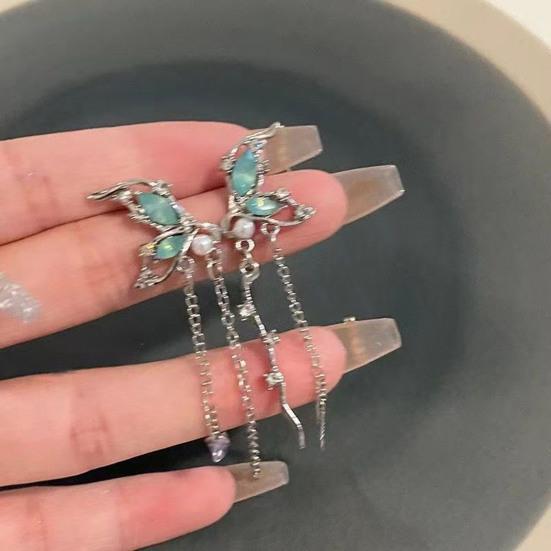 1 пара милых серег-капель в форме бабочек, женские асимметричные серьги-гвоздики с цепочкой и кисточками, серьги-гвоздики из искусственного жемчуга, инкрустированные стразами