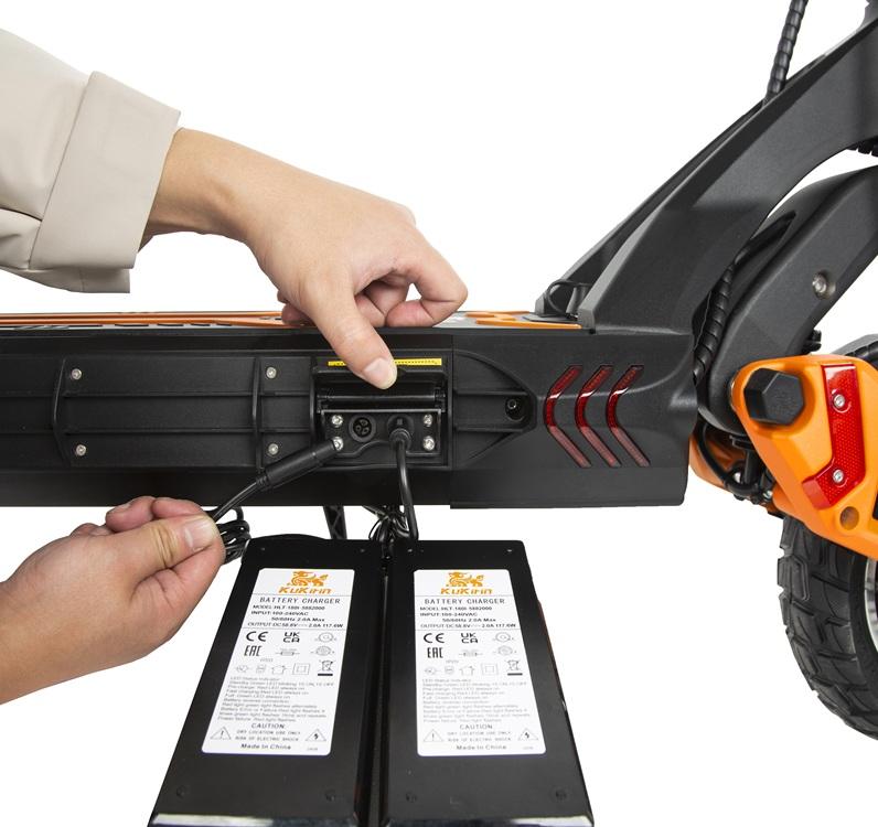 KuKirin Электросамокат G3 PRO 1200W с двумя моторами, запас хода 80 км, 52V 23.4Ah, внедорожный электросамокат с гидравлическими тормозами