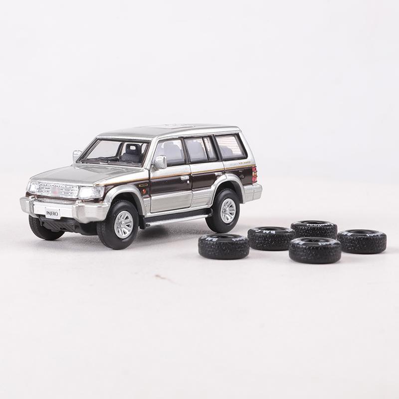 Бм 1:64 Pajero Super Exceed Металлическая модель автомобиля