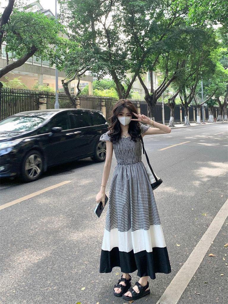 Women's Summer 2023 Plaid A-Line Dress with Contrast Color and Short Flutter Sleeves