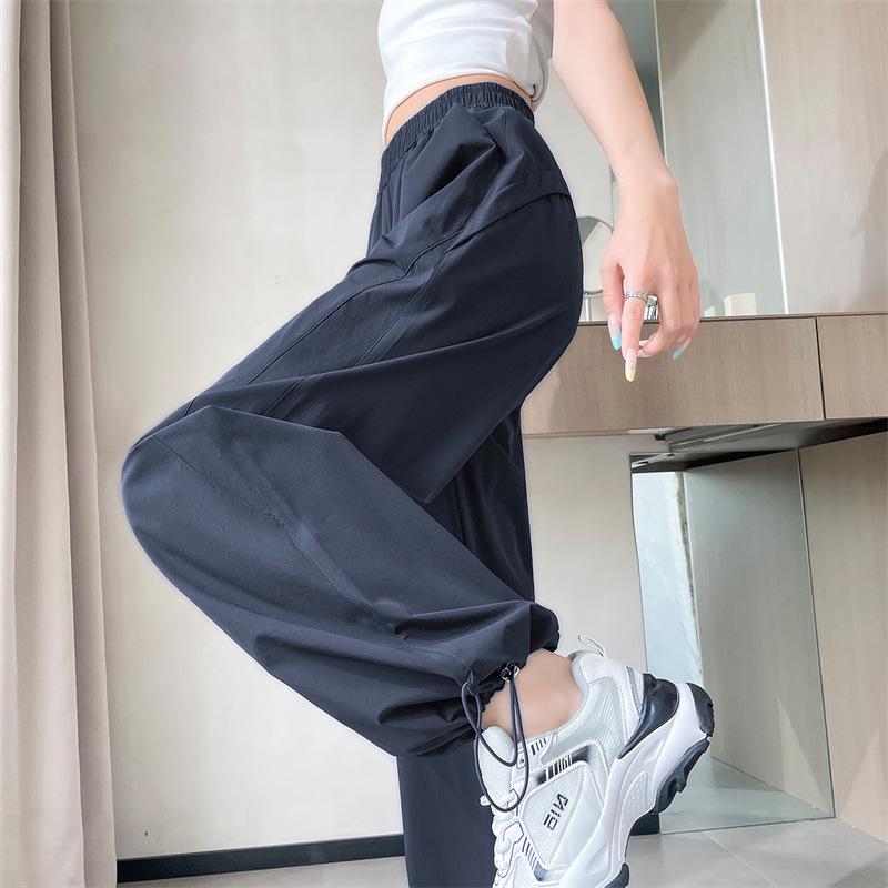 Женские летние быстросохнущие брюки для хайкинга 2025 года с защитой от солнца, манжетами, карманами карго и прямым кроем