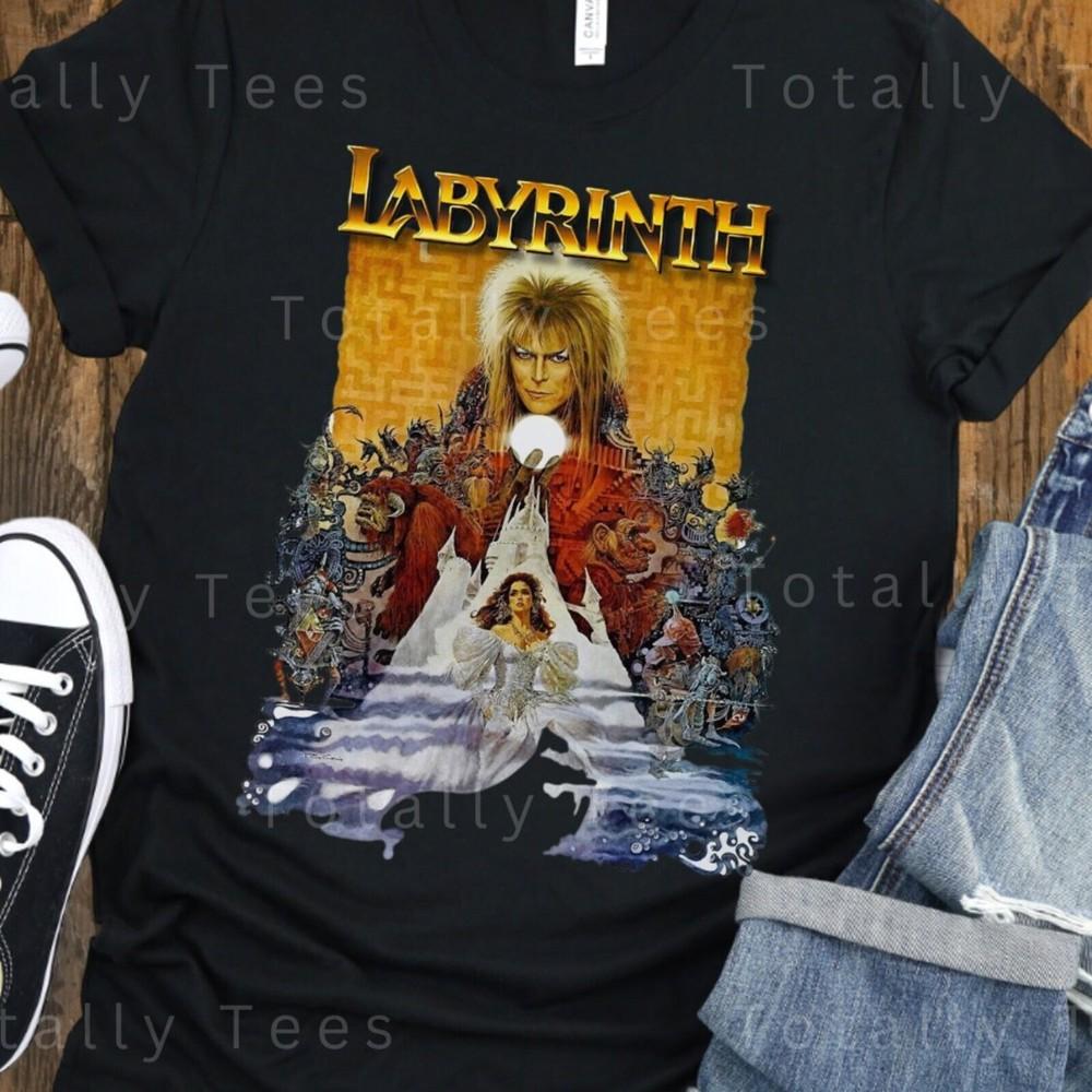 LABYRINTH Tshirt T-shirt T shirt Vintage Aesthetic Movie Poster Tee 1980s Shirt
