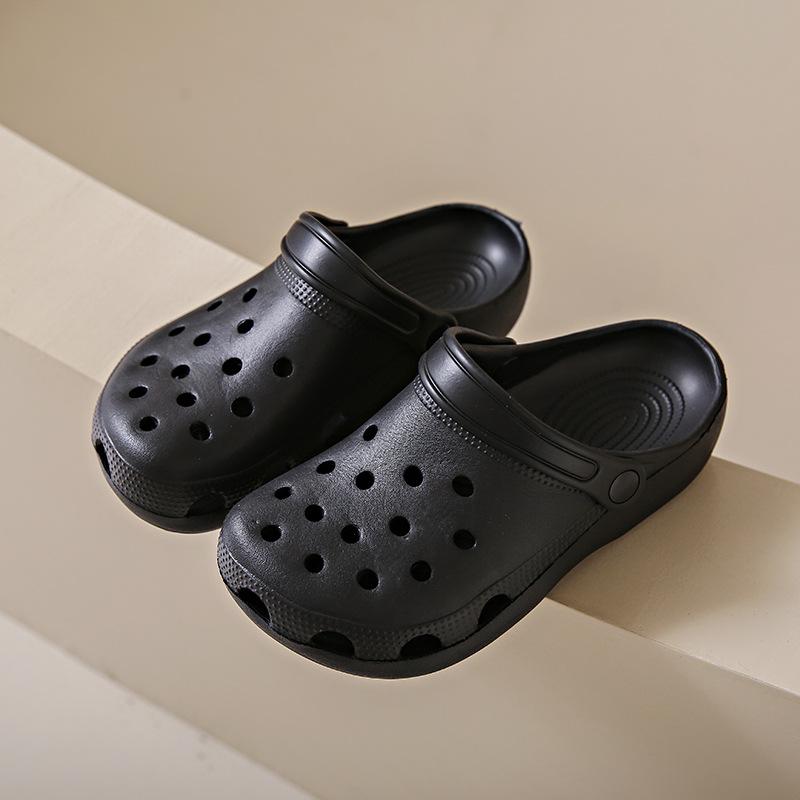 Туфли с дырочками женские летние новые милые сандалии на платформе нескользящие пляжные тапочки медсестры