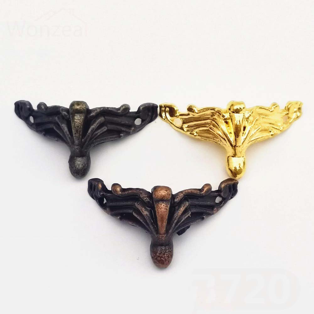 Golden Antique Hardware Protector Decorative Wood Case Feet Leg Corner Furniture Leg Corner Bracket