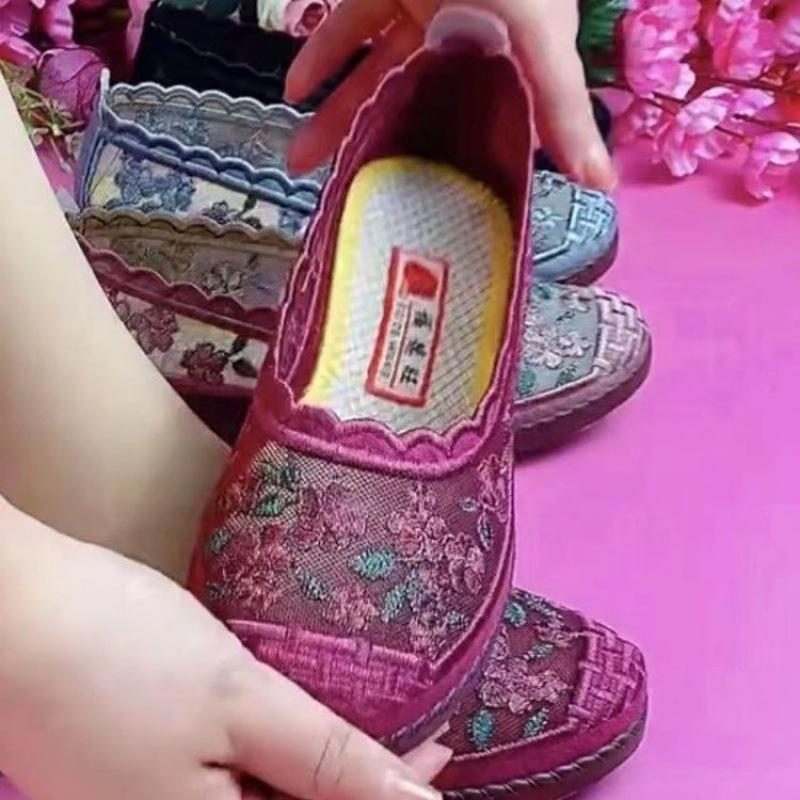 Fashion Women Shoes Summer Female Tennis Shoes Fashion Casual Flats Mom Shoes Hollow Out Middle-Aged and Elderly Mesh Soft Sole Shoes