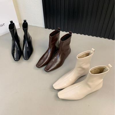 2025 осень и зима новая круглая голова мягкая подошва низкий рукав нога универсальные короткие толстый каблук модные тонкие мартин женские короткие ботинки