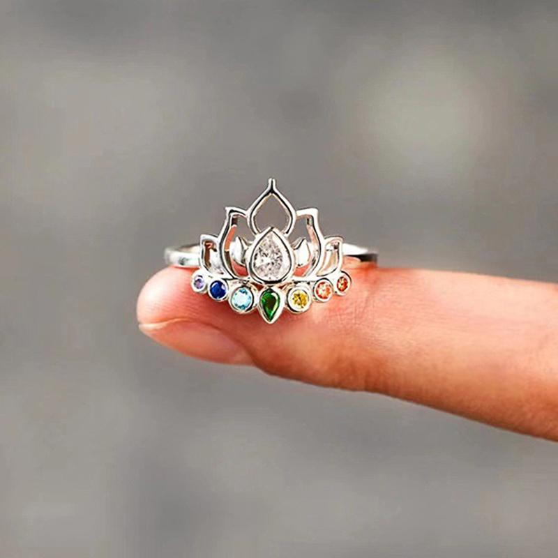 Кольца Huitan Lotus с цветным CZ, новые модные аксессуары для женщин, повседневная одежда, вечерние эстетические цветочные кольца, эффектные ювелирные изделия