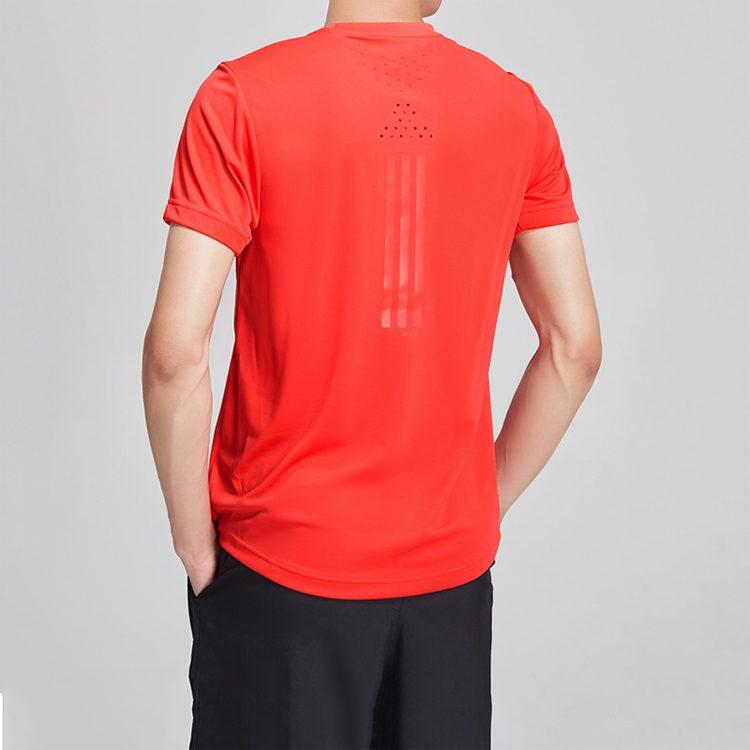 adidas Футболки Мужские Красные С Круглым Вырезом Умеренный Прямой Крой EI6397