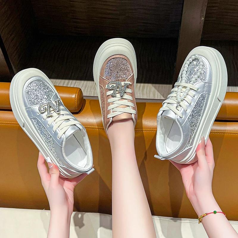 Модные женские кроссовки на платформе, блестящий дизайн, повседневная обувь для отдыха на открытом воздухе, роскошные кроссовки на шнуровке, высококачественная спортивная обувь для тенниса