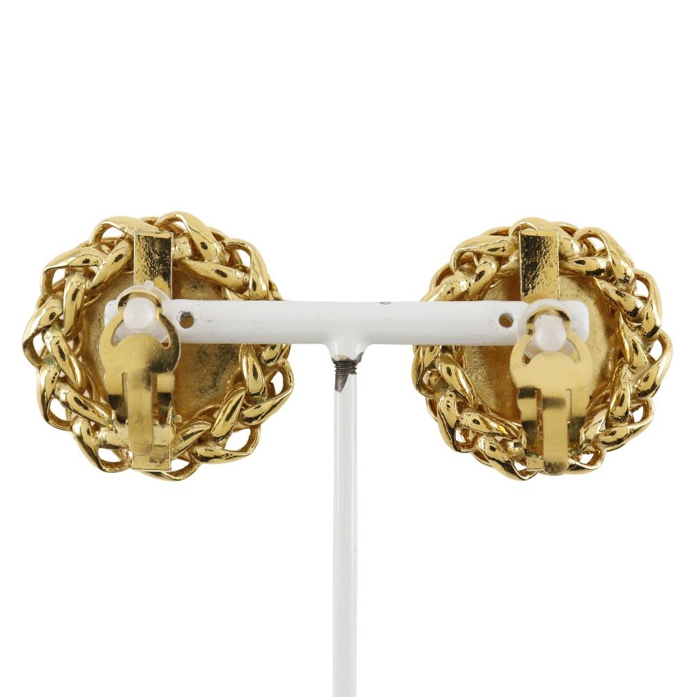 CHANEL Rice motif Earring vintage Plated Gold 50g Women Used