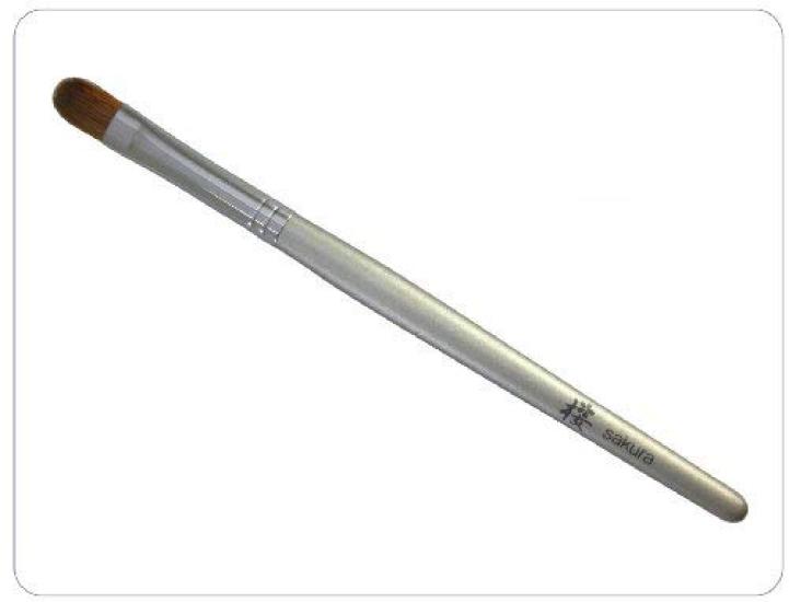 Кисть для макияжа Kumano Brush Серия Sakura (Щетка для век)